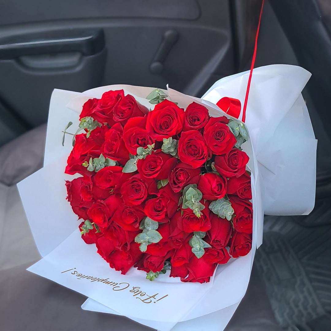 RAMO 50 ROSAS ROJAS